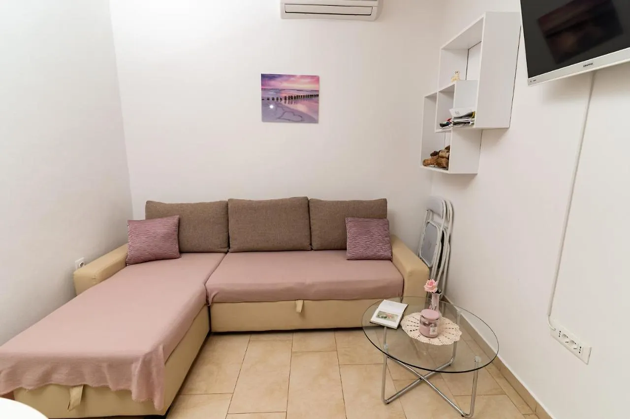 Holiday Home Kerniat Pola